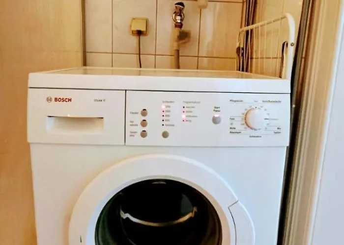 Pansiyon Cozy Spacious Near Halle Hbf With Free Wi-fi