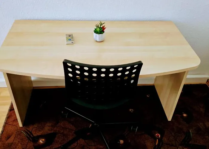 Cozy Spacious Near Halle Hbf With Free Wi-fi Pansiyon *